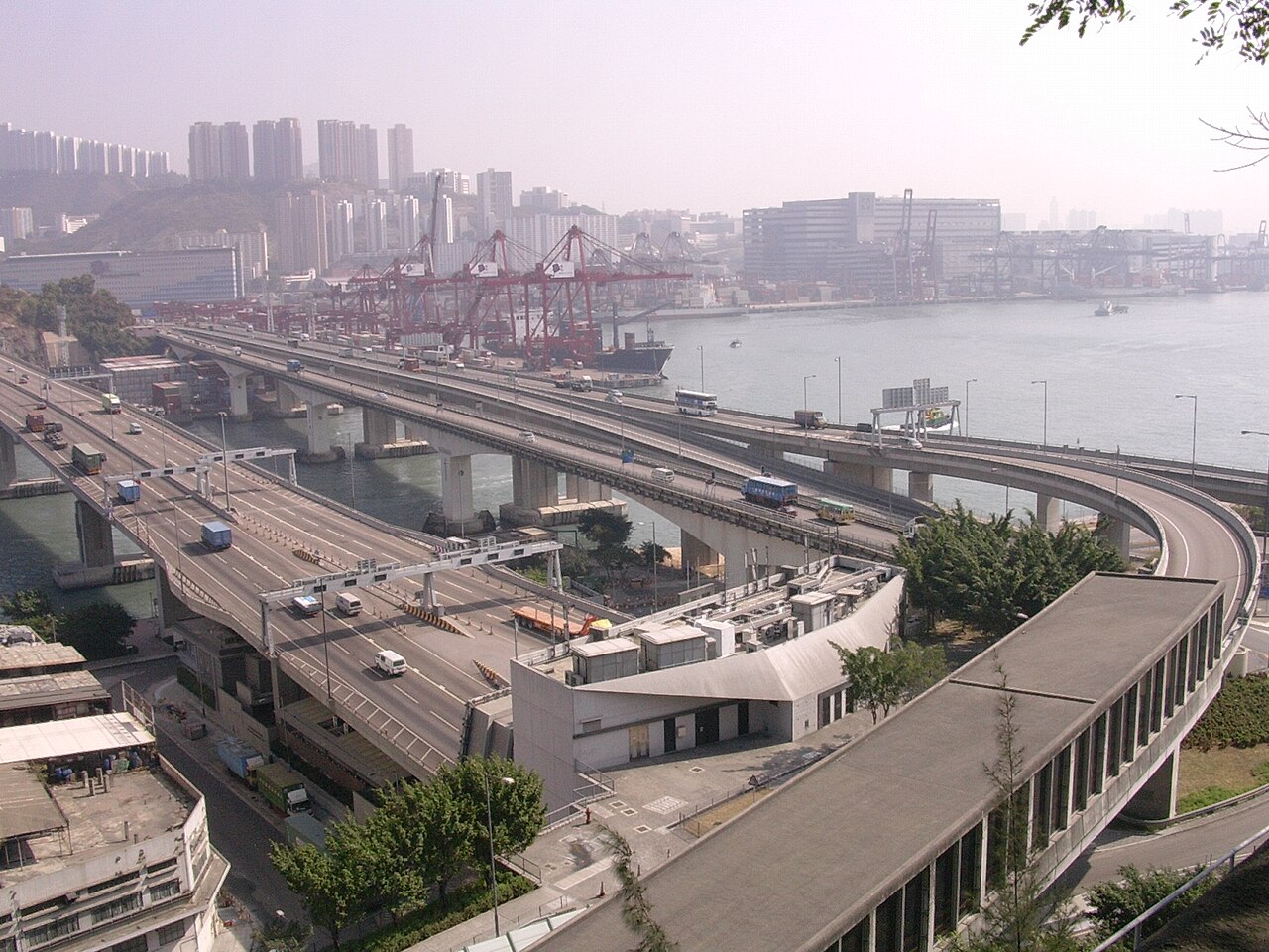 Rambler Channel with three bridges